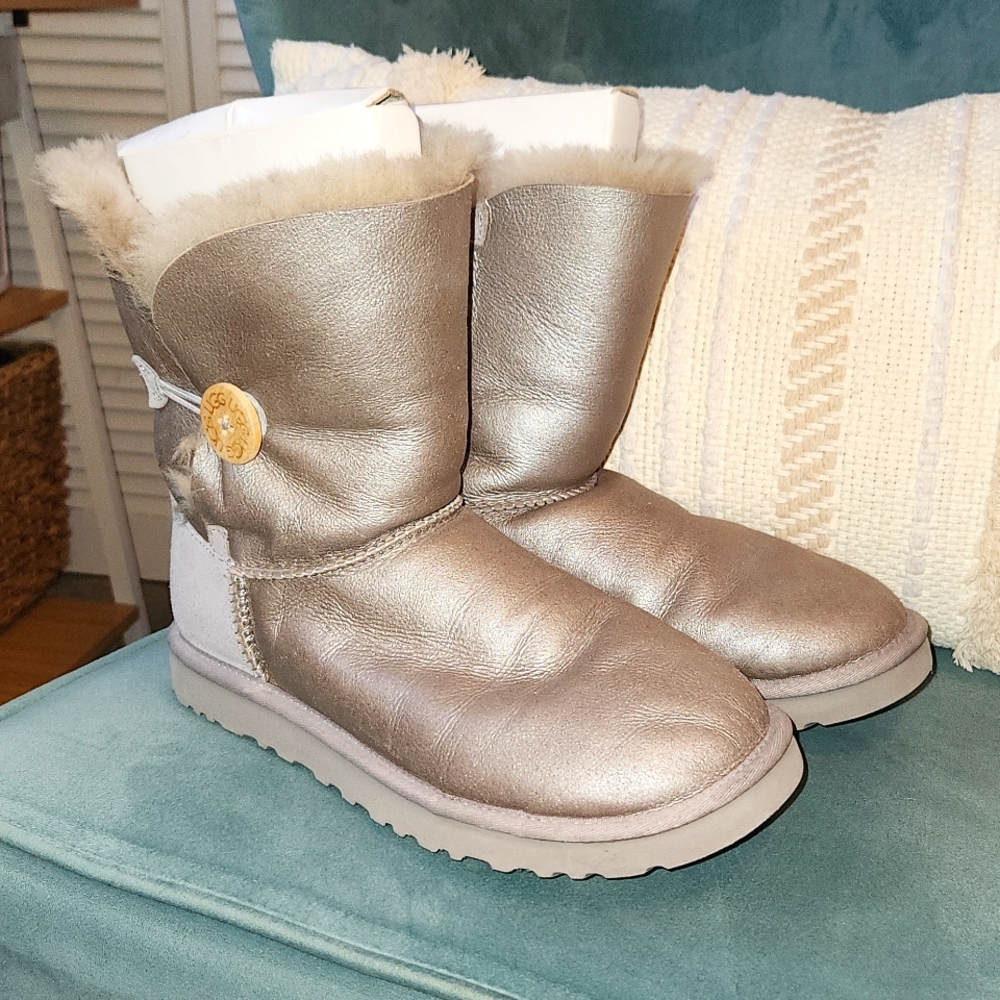 Silver metallic leather, shearling lined Bailey Button Ugg boots